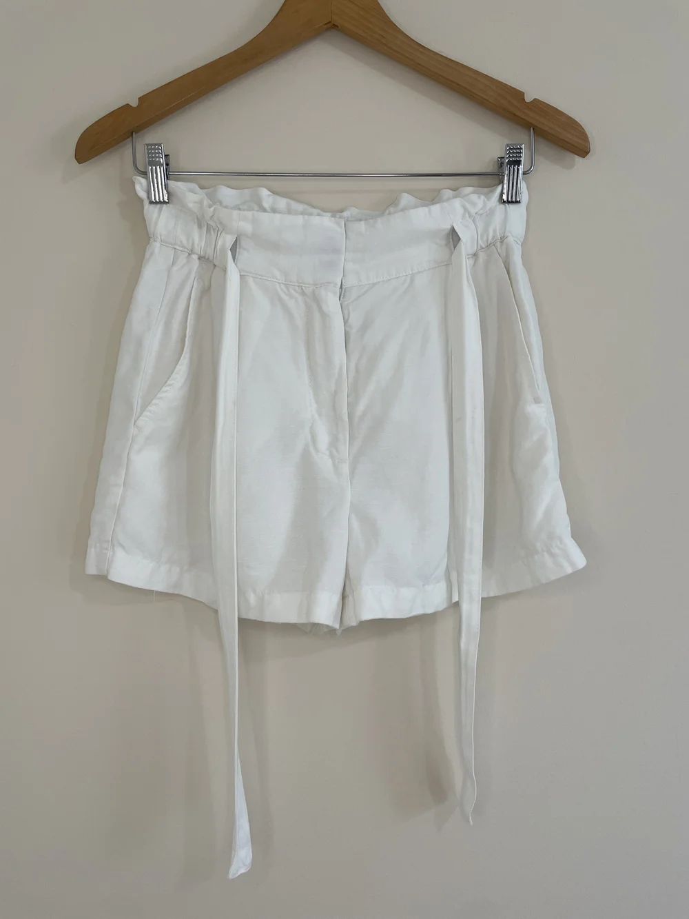 Wilfred Linen White Paperbag Waist Tie Shorts Size 2